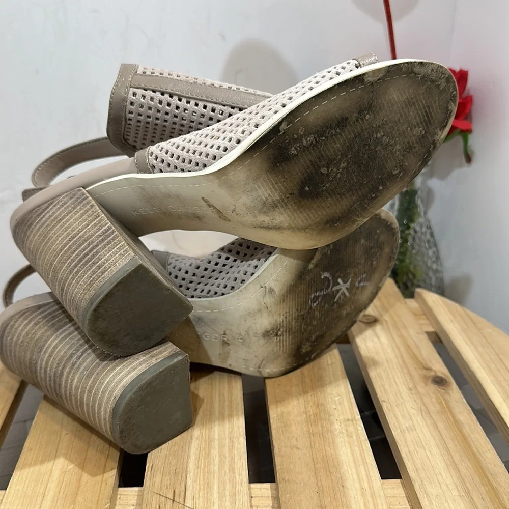 Kelsi Dagger heels‎